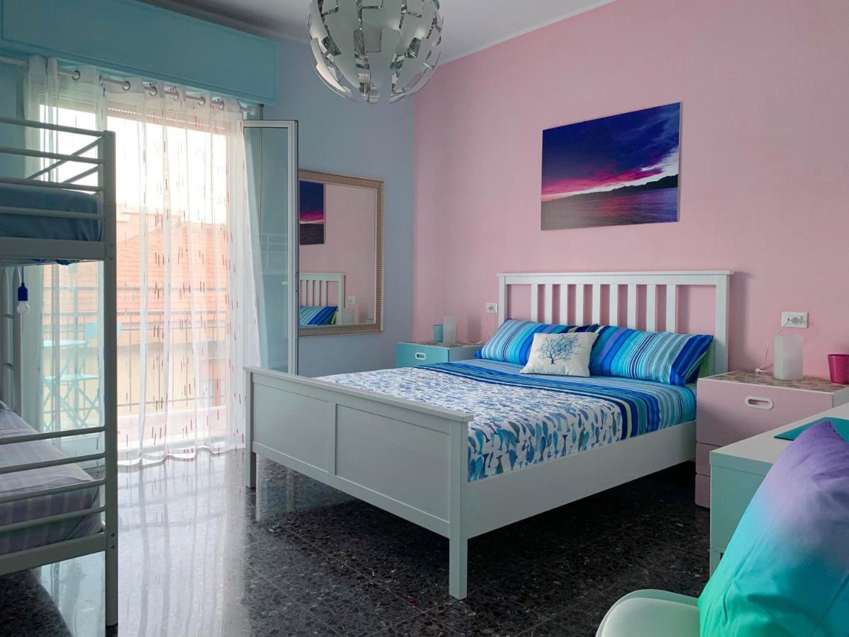 Biker'S Blue Cove Apartment Финале Лигуре Екстериор снимка